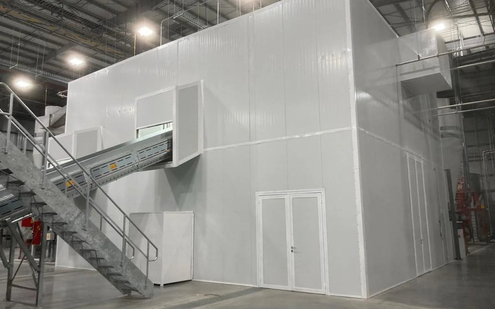Visual relacionado con Yate histórico: control de ruido y vibración de HVAC