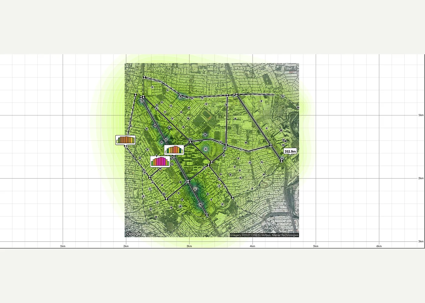 Mapa de ruido de Distrito Tec con fuentes y receptores.